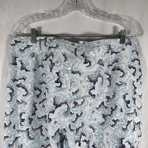 Old Navy Swim Trunks Men's Large White Blue Print Unlined Hook Loop - Picture 7 of 9